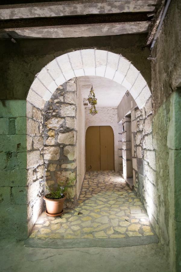 Villa Casa Arco Antico Caltabellotta Exterior foto